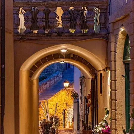 帕拉佐德摩利酒店 奥特朗托