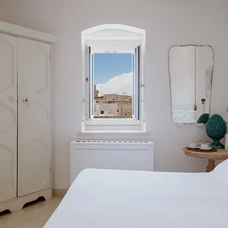 Palazzo De Mori Nocleg ze śniadaniem 3*