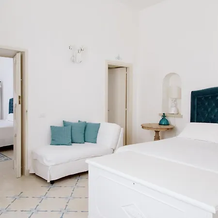Nocleg ze śniadaniem Palazzo De Mori 3*