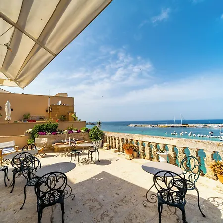 帕拉佐德摩利酒店 4*