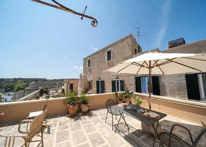 Palazzo De Mori Alojamento de Acomodação e Pequeno-almoço Otranto