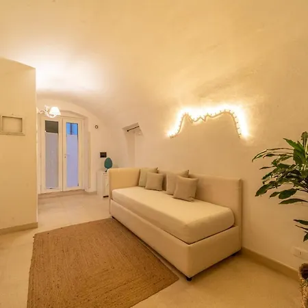 Palazzo De Mori 4* Οτράντο