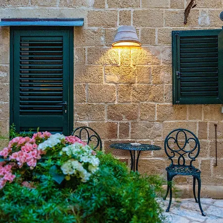 Palazzo De Mori Bed and Breakfast