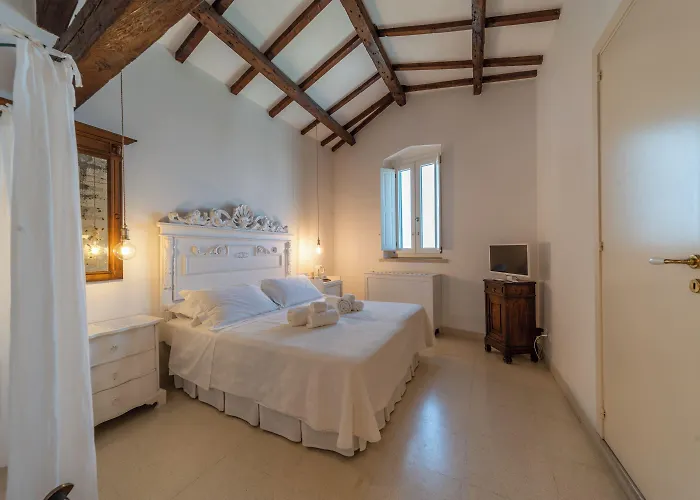 Palazzo De Mori 4* Otranto